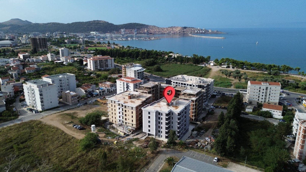 Residential building in Bar I
